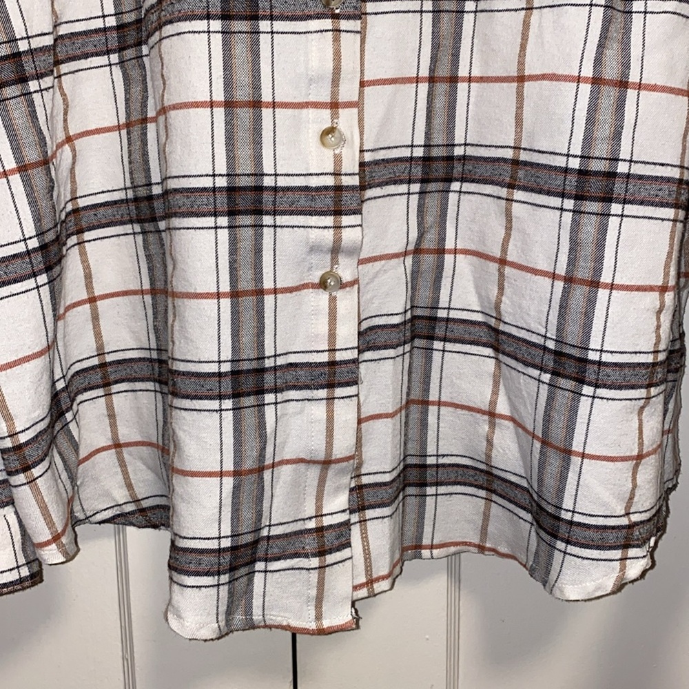 SHEIN XL Essence Plaid Drop Shoulder Button Up Pocket Front Shirt - Picture 6 of 13